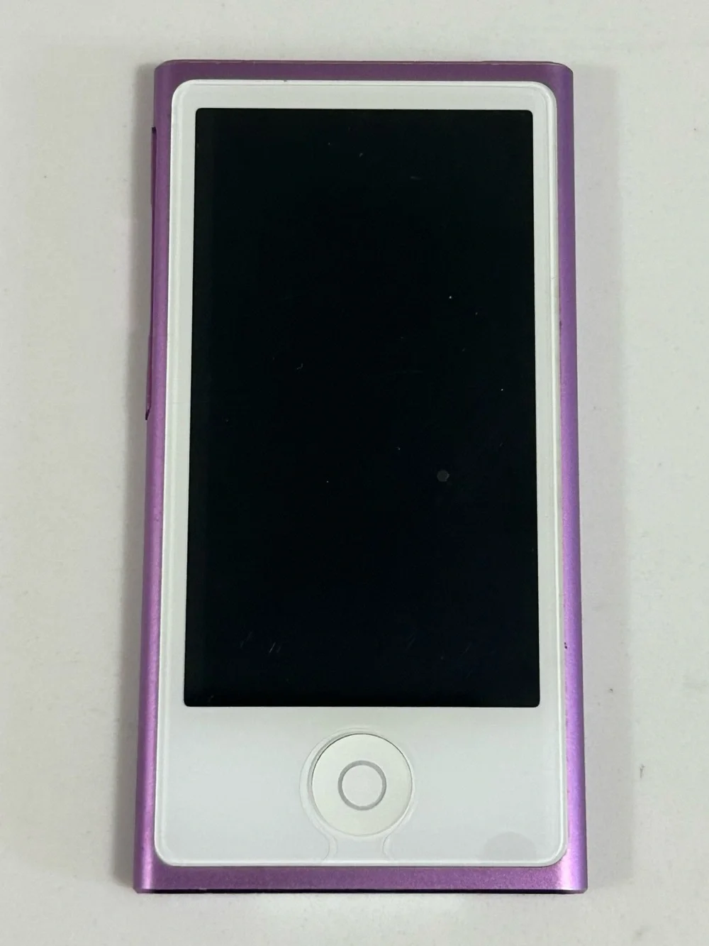 iPod Nano 7th Gen 16GB Space Excellent Preloaded Music